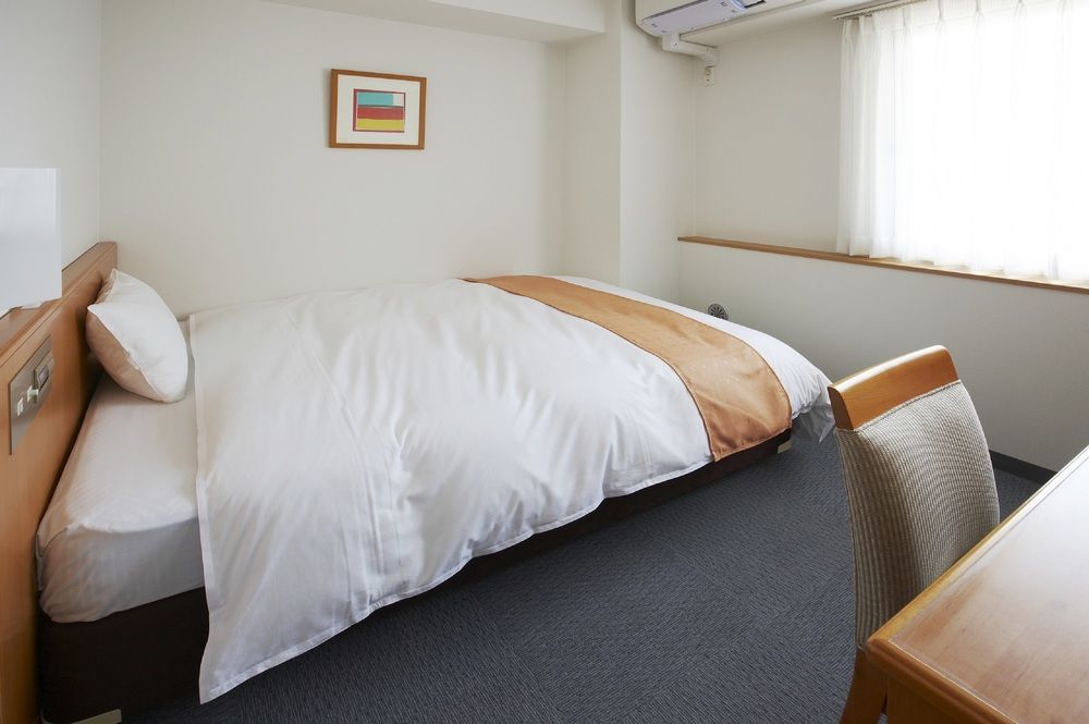 Chisun Inn Osaka Hommachi Rum bild