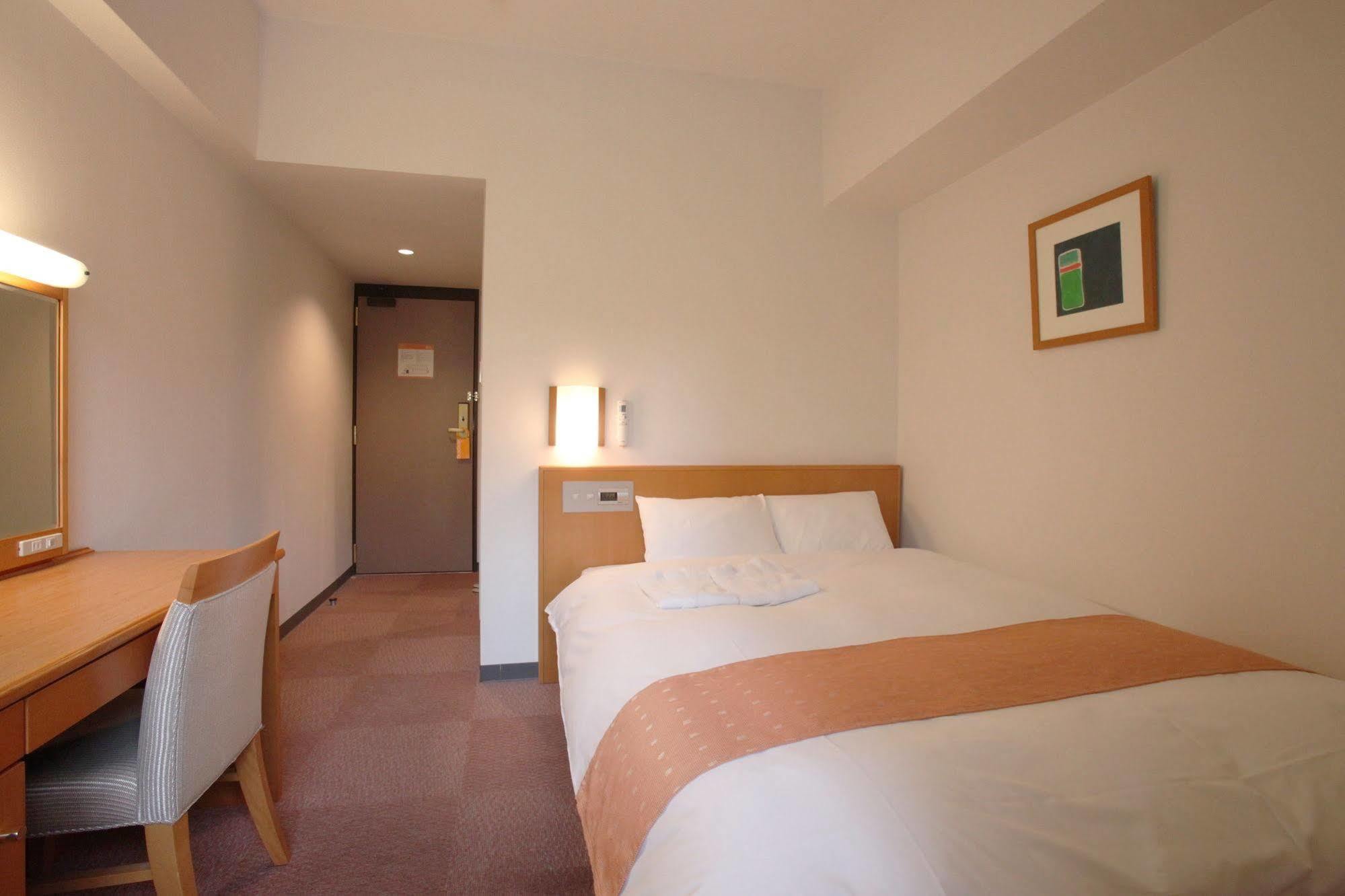 Chisun Inn Osaka Hommachi Exteriör bild
